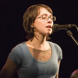 Portrait of Jen Wood
