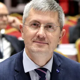 Portrait of Dan Barna
