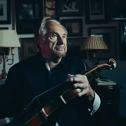 Portrait of Aaron Rosand