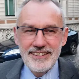Portrait of Larry McCarthy