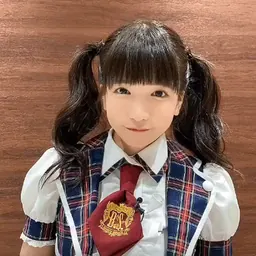 Portrait of Azuki Moeno