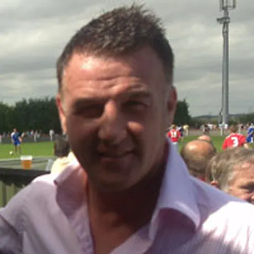 Portrait of Steve Walsh