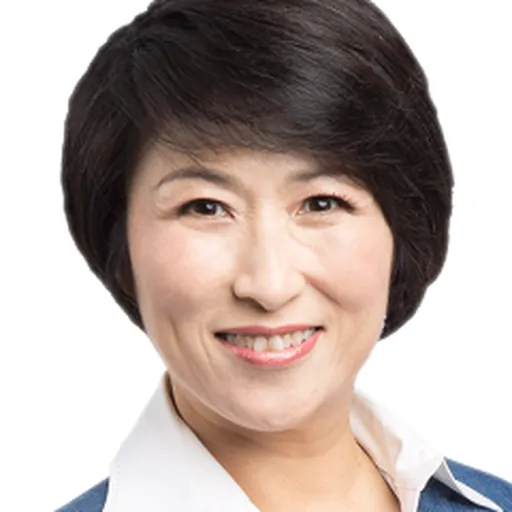 Portrait of April Yao
