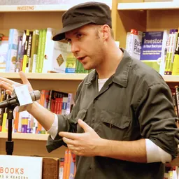 Portrait of Michael Arndt