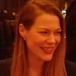 Portrait of Chloé Webster