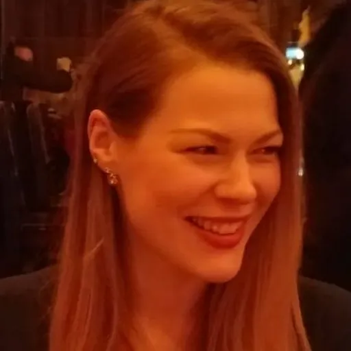Portrait of Chloé Webster