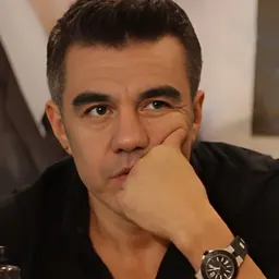 Portrait of Adrián Uribe