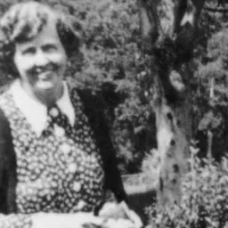 Portrait of Gladys Gordon Everett