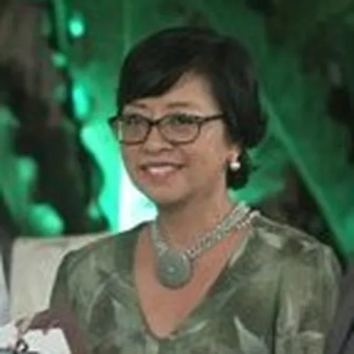 Portrait of Miriam Coronel-Ferrer
