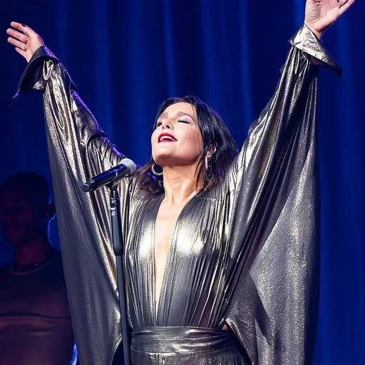 Portrait of Jessie Ware