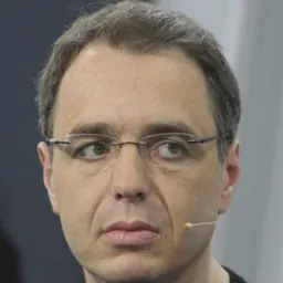 Portrait of David Safier