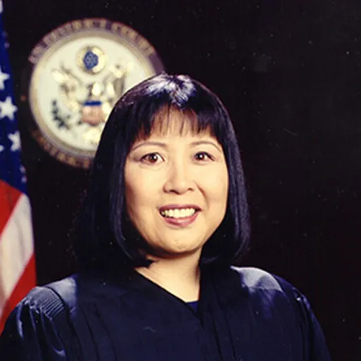 Portrait of Susan Oki Mollway