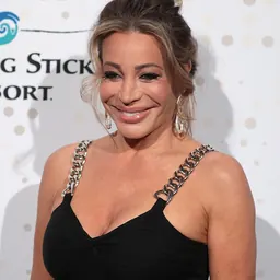 Portrait of Taylor Dayne