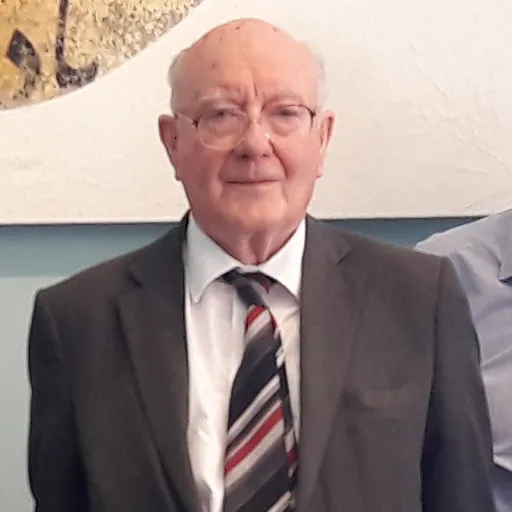 Portrait of Colin Renfrew