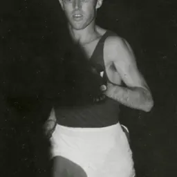 Portrait of Les Perry