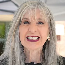 Portrait of Hank Phillippi Ryan