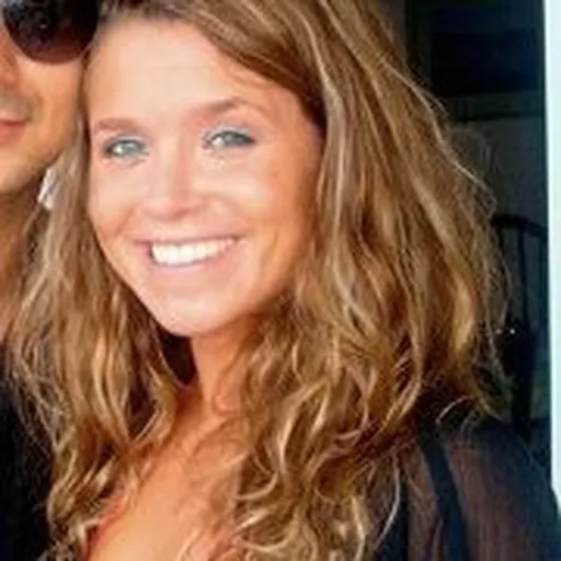 Portrait of Erin Good