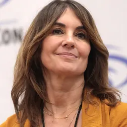 Portrait of Lisi Harrison