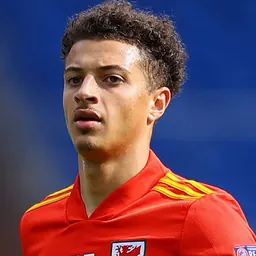 Portrait of Ethan Ampadu