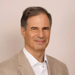 Portrait of Eytan Stibbe