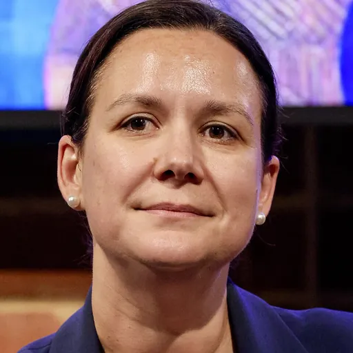Portrait of Heidi Girolamo