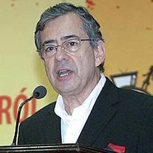 Portrait of Paulo Henrique Amorim