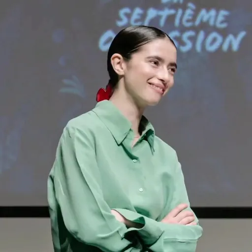Portrait of Sara Montpetit
