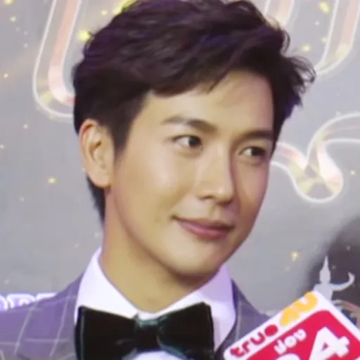 Portrait of Puttichai Kasetsin