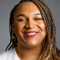 Portrait of Iris Duane