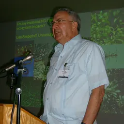 Portrait of Daniel Simberloff
