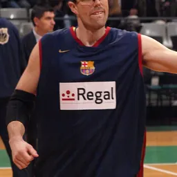 Portrait of Daniel Santiago