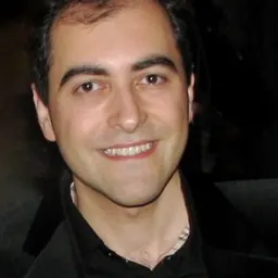 Portrait of Pejman Azarmina