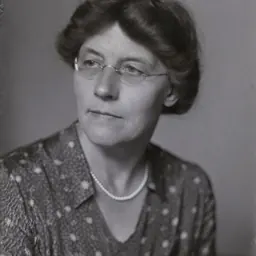Portrait of Winifred Elsie Brenchley
