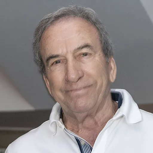 Portrait of José Luis Perales