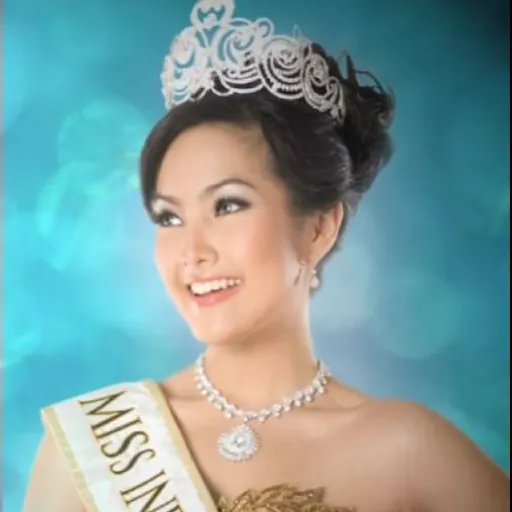 Portrait of Astrid Yunadi