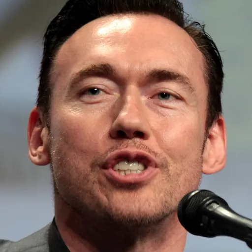 Portrait of Kevin Durand
