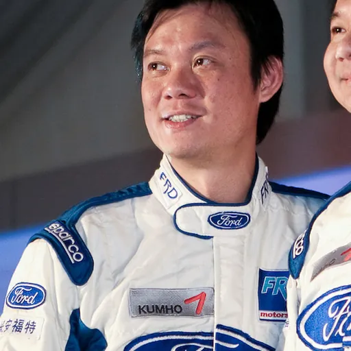 Portrait of Kenneth Ma