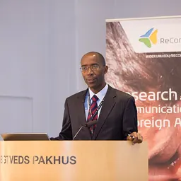 Portrait of Léonce Ndikumana