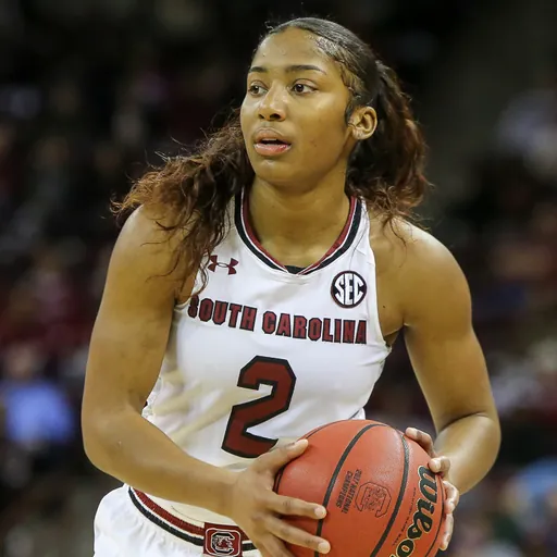 Portrait of Te'a Cooper