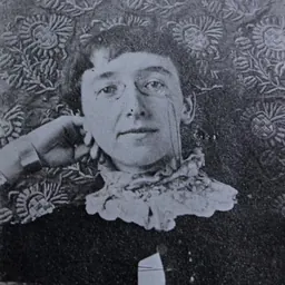 Portrait of Evelyn Gleeson