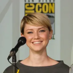Portrait of Valorie Curry