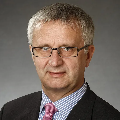 Portrait of Väino Linde