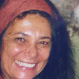 Portrait of Vicki Shiran