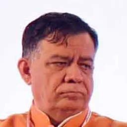 Portrait of Satish Mahana