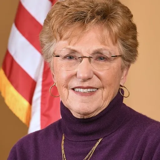 Portrait of Gayle Conelly Manchin