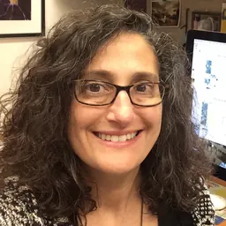 Portrait of Robyn Klein