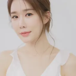 Portrait of Yoo In-na