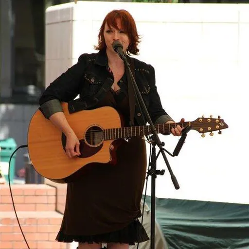 Portrait of Amanda Richards