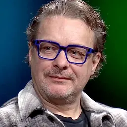 Portrait of Glenn McQuaid