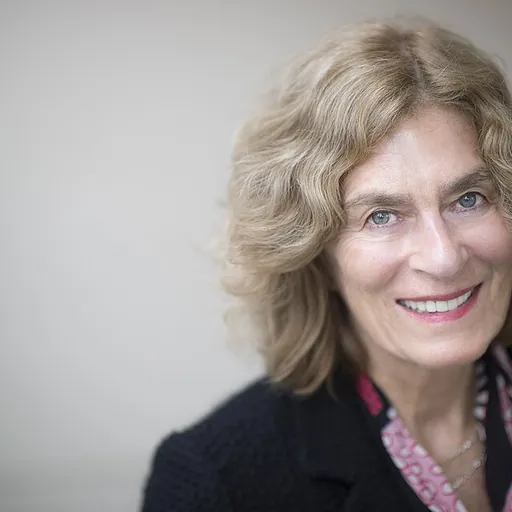 Portrait of Jennifer Allen Simons